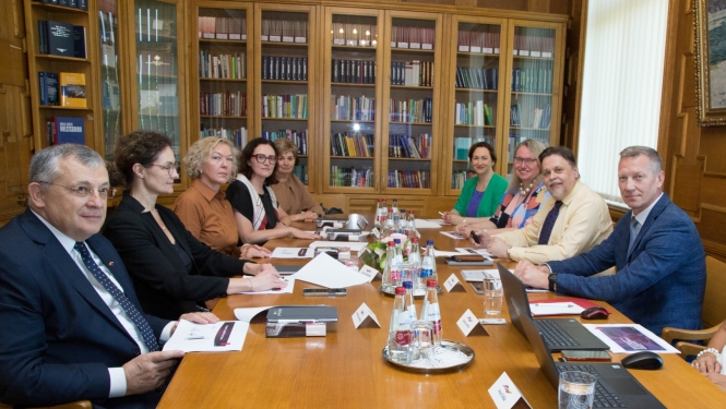 Latvijas un Tieslietu padomju pārstāvju tikšanās