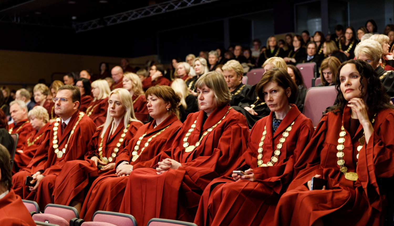 Tiesnešu konference