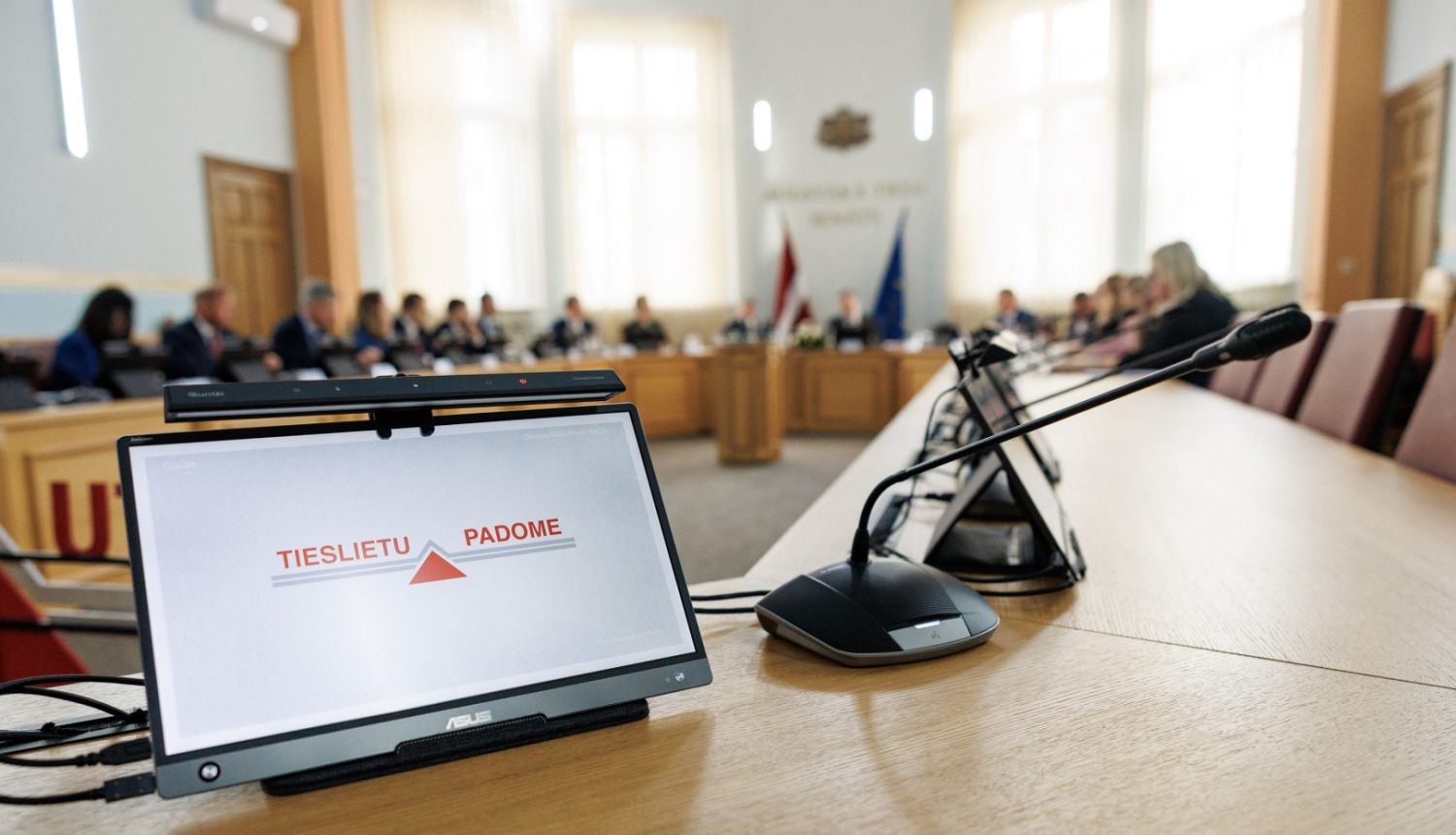 Tieslietu padomes sēde